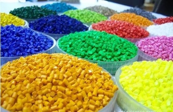 حبيبات TPE عالية المرونة مادة المطاط TPE لحوض غسيل الكأس القابل للطي